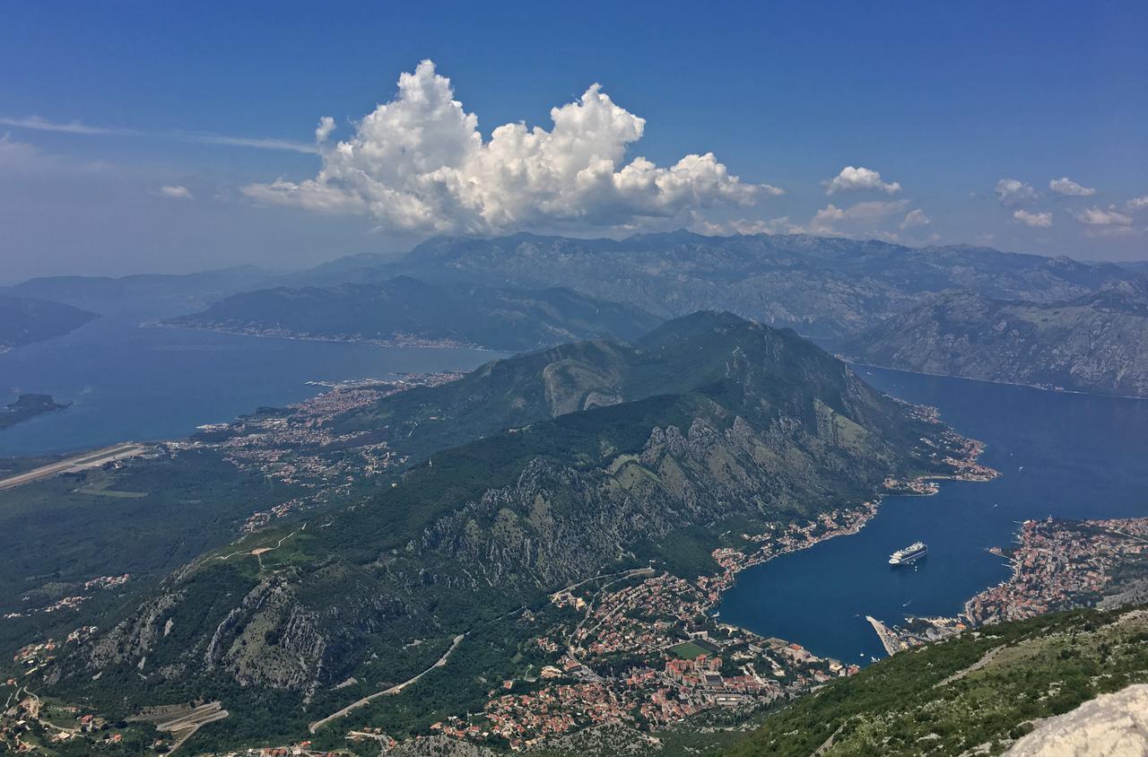 Apartament Melodia Del Mare Kotor Zewnętrze zdjęcie